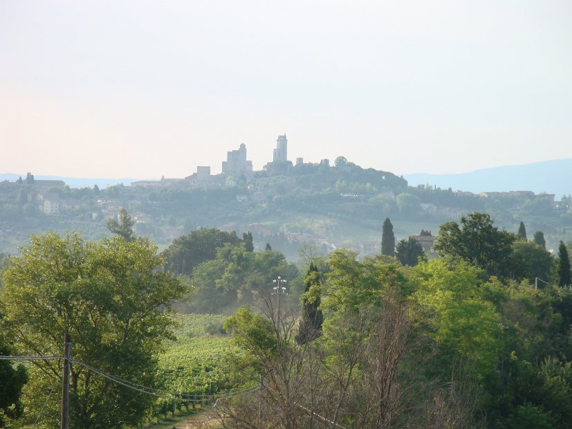 SAN GIMIGNANO DA LONTANO
